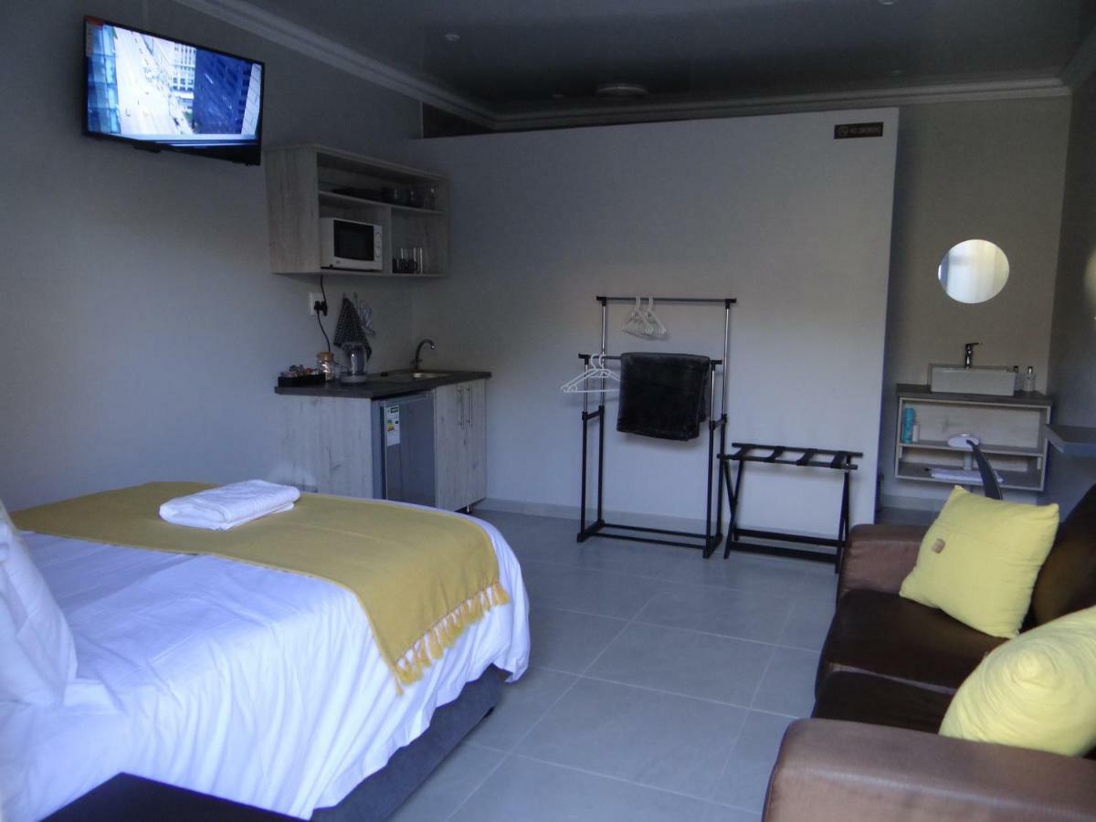 Credo Guest House Bloemfontein Exterior photo